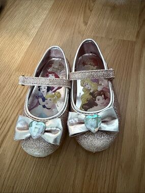 Disney Girls Sparkle Princess Heart Bow Mary Jane Flats - Rose Gold